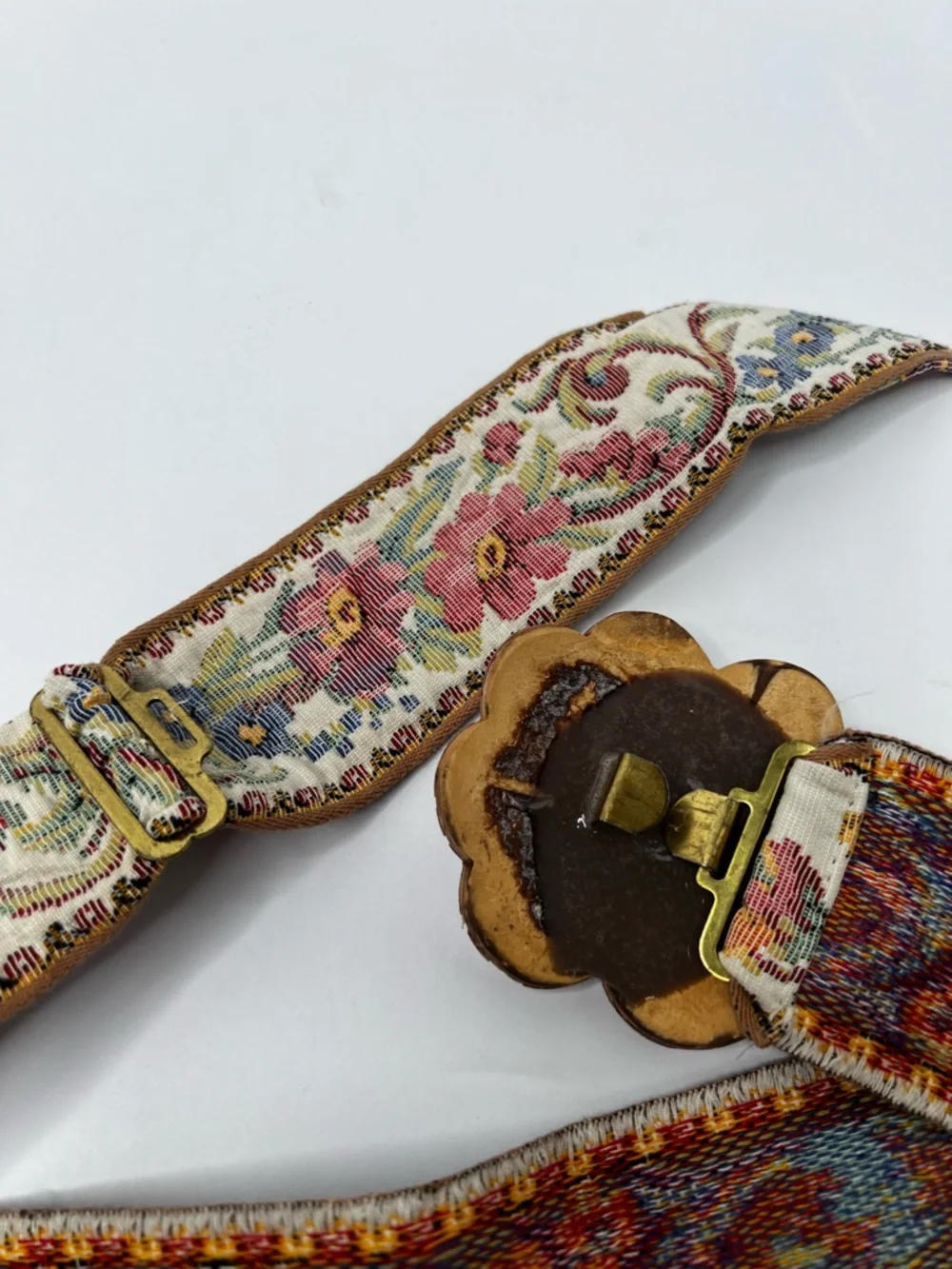 Vintage Tapestry Belt Mosaic Shell Buckle Floral Maroon Cream Grandmacore Boho